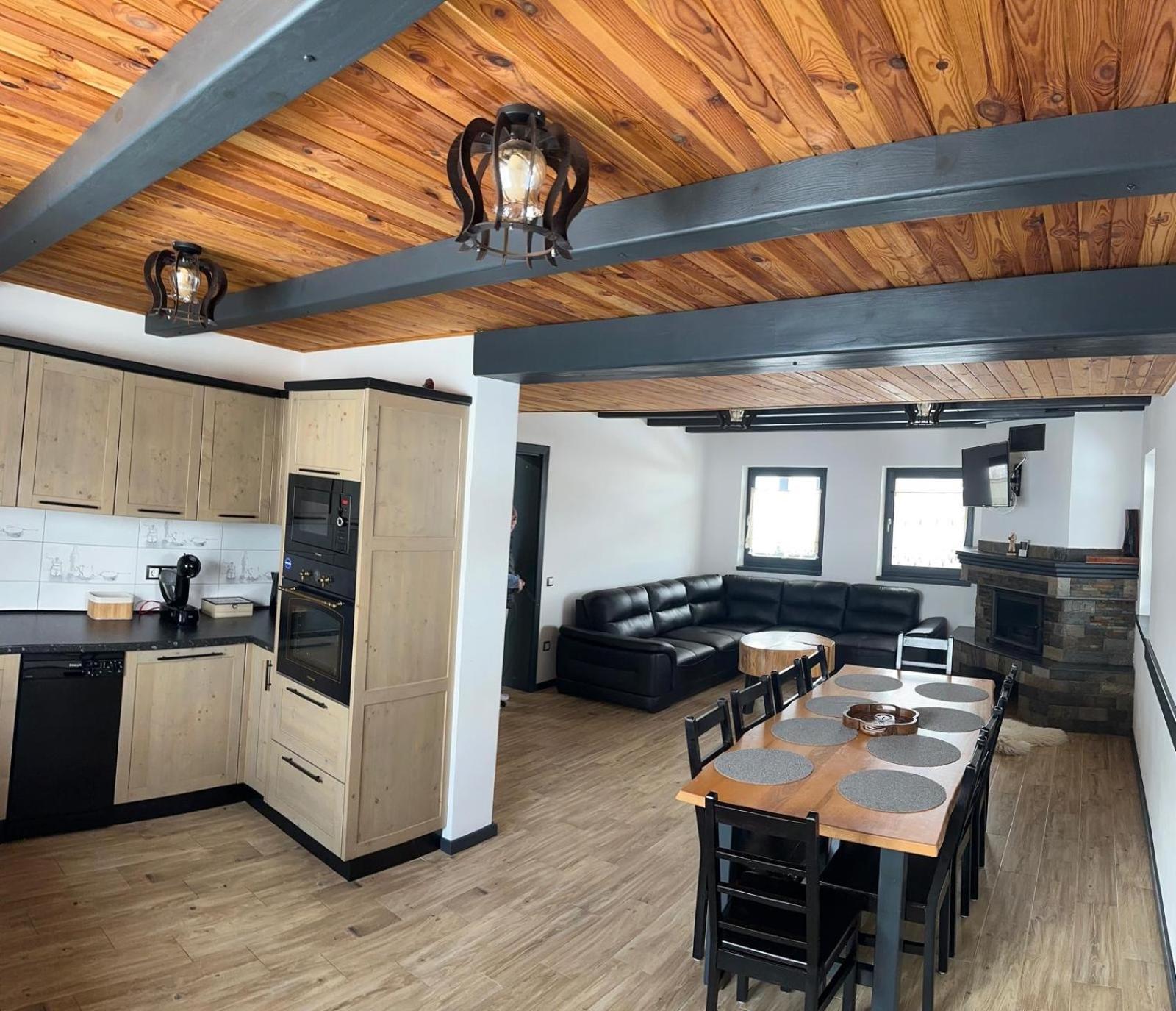 فيلا Casa Bunicii Şarul Dornei المظهر الخارجي الصورة
